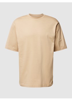 T-shirt o luźnym kroju z prążkowanym,okrągłym dekoltem ze sklepu Peek&Cloppenburg  w kategorii T-shirty męskie - zdjęcie 160748517