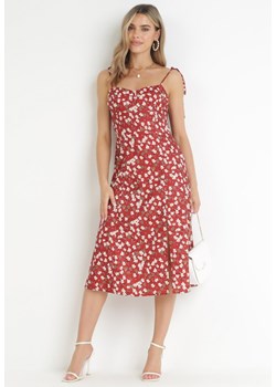 Bordowa Sukienka Midi na Cienkich Ramiączkach z Rozcięciem w Kwiaty Catherin ze sklepu Born2be Odzież w kategorii Sukienki - zdjęcie 160830607