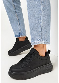 Czarne Sneakersy na Platformie Jury ze sklepu born2be.pl w kategorii Buty sportowe damskie - zdjęcie 160886076