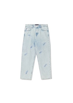 Cropp - Jeansy wide leg z nadrukami - niebieski ze sklepu Cropp w kategorii Jeansy męskie - zdjęcie 160946215
