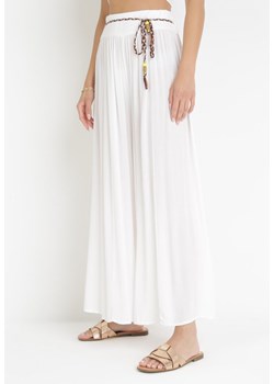 Białe Spodnie Samusi ze sklepu Born2be Odzież w kategorii Spodnie damskie - zdjęcie 160967107