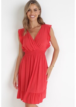 Czerwona Rozkloszowana Wiskozowa Sukienka Mini z Ozdobnymi Falbankami Onera ze sklepu Born2be Odzież w kategorii Sukienki - zdjęcie 160970567
