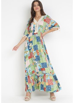 Zielona Rozkloszowana Sukienka Maxi w Patchworkowy Wzór Daliah ze sklepu Born2be Odzież w kategorii Sukienki - zdjęcie 160970606