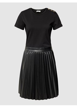 Sukienka T-shirtowa o długości do kolan ze spódnicą z imitacji skóry ze sklepu Peek&Cloppenburg  w kategorii Sukienki - zdjęcie 160995708