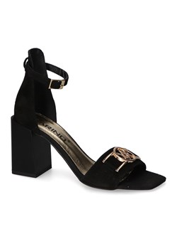 Sandały Karino 4002/003-P Czarne zamsz ze sklepu Arturo-obuwie w kategorii Sandały damskie - zdjęcie 161045156