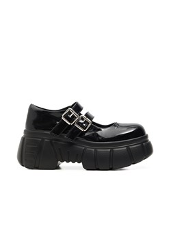 Cropp - Czarne loafersy na platformie - czarny ze sklepu Cropp w kategorii Półbuty damskie - zdjęcie 161059197