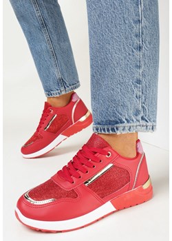 Czerwone Sneakersy na Płaskiej Podeszwie Ozdobione Brokatem Mayna ze sklepu born2be.pl w kategorii Buty sportowe damskie - zdjęcie 161060355