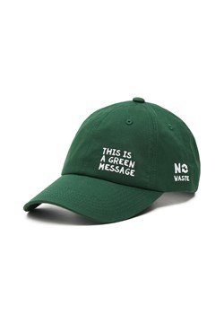 Cropp - Ciemnozielona czapka z daszkiem - zielony ze sklepu Cropp w kategorii Czapki z daszkiem męskie - zdjęcie 161083657