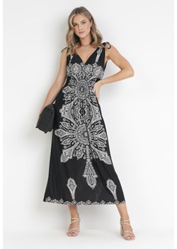 Czarna Sukienka w Stylu Boho z Gumką w Talii i Sznurkami przy Ramionach Niree ze sklepu Born2be Odzież w kategorii Sukienki - zdjęcie 161186475
