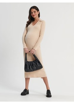 Sinsay - Sukienka midi prążkowana MAMA - beżowy ze sklepu Sinsay w kategorii Sukienki ciążowe - zdjęcie 161208359