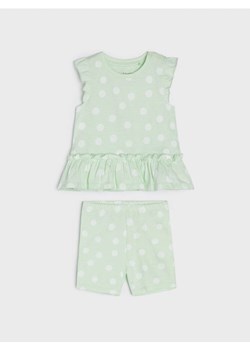 Sinsay - Komplet: koszulka i szorty - zielony ze sklepu Sinsay w kategorii Komplety niemowlęce - zdjęcie 161214815
