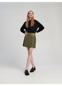 Sinsay - Spódnica mini z imitacji skóry - zielony ze sklepu Sinsay w kategorii Spódnice - zdjęcie 161214818