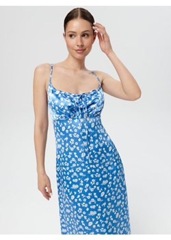 Sinsay - Sukienka midi w kwiaty - niebieski ze sklepu Sinsay w kategorii Sukienki - zdjęcie 161218437