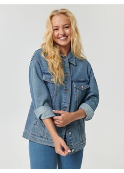 Sinsay - Kurtka jeansowa oversize - niebieski ze sklepu Sinsay w kategorii Kurtki damskie - zdjęcie 161218708