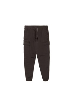Cropp - Czarne joggery z kieszeniami cargo - czarny ze sklepu Cropp w kategorii Spodnie męskie - zdjęcie 161223629
