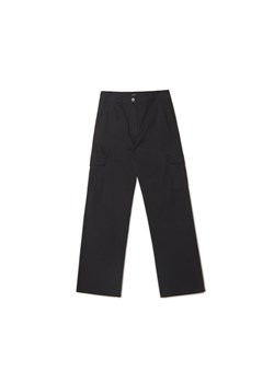 Cropp - Czarne spodnie cargo - czarny ze sklepu Cropp w kategorii Spodnie damskie - zdjęcie 161231477