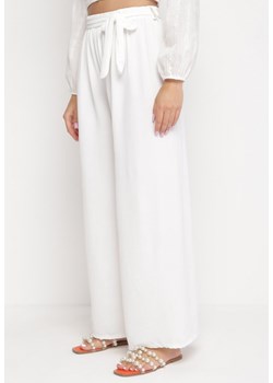 Jasnobeżowe Spodnie Greslia ze sklepu Born2be Odzież w kategorii Spodnie damskie - zdjęcie 161235398