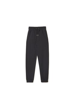 Cropp - Czarne dresowe joggery - czarny ze sklepu Cropp w kategorii Spodnie damskie - zdjęcie 161248909