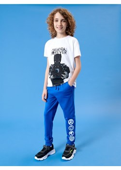 Sinsay - Spodnie dresowe jogger Avengers - niebieski ze sklepu Sinsay w kategorii Spodnie chłopięce - zdjęcie 161318779