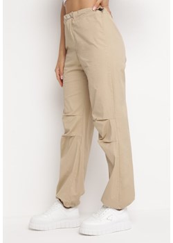 Beżowe Szerokie Spodnie ze Stoperami Dalfo ze sklepu Born2be Odzież w kategorii Spodnie damskie - zdjęcie 161339728