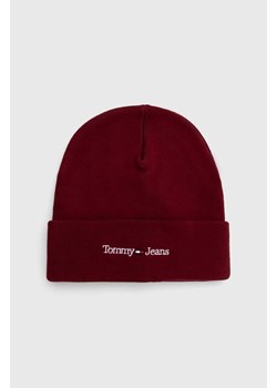 Tommy Jeans czapka kolor bordowy z cienkiej dzianiny ze sklepu ANSWEAR.com w kategorii Czapki zimowe męskie - zdjęcie 161357766