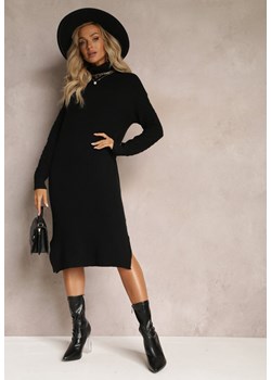 Czarna Pudełkowa Sukienka Sweterkowa z Golfem i Rozcięciem Tinelle ze sklepu Renee odzież w kategorii Sukienki - zdjęcie 161379597