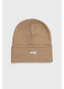 Levi's czapka kolor beżowy D5459.0009-36 ze sklepu PRM w kategorii Czapki zimowe damskie - zdjęcie 161391576