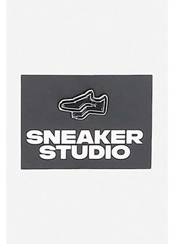 SneakerStudio przypinka Shoe PINSS-CZARNY ze sklepu PRM w kategorii Przypinki - zdjęcie 161392509