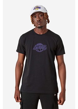 New Era t-shirt bawełniany NBA Chain Stitch Lakers kolor czarny z nadrukiem 13083914-CZARNY ze sklepu PRM w kategorii T-shirty męskie - zdjęcie 161395075
