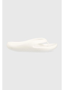 Crocs japonki Mellow Flip kolor biały na płaskim obcasie 208437 ze sklepu PRM w kategorii Klapki męskie - zdjęcie 161399695