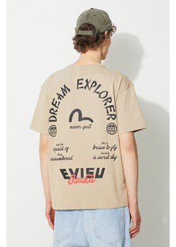 Evisu t-shirt 2ESHTM3TS578LFCT męski kolor beżowy z nadrukiem 2ESHTM3TS578LFCT-DUST ze sklepu PRM w kategorii T-shirty męskie - zdjęcie 161402748