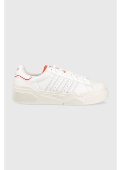 adidas Originals sneakersy skórzane Superstar Bonega 2B kolor biały ze sklepu PRM w kategorii Buty sportowe damskie - zdjęcie 161404448