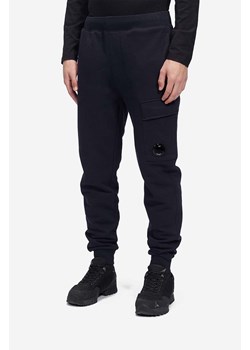 C.P. Company spodnie dresowe bawełniane 14CMSP017A005086W888-BLACK ze sklepu PRM w kategorii Spodnie męskie - zdjęcie 161407365