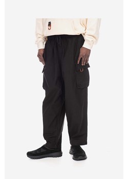 Manastash spodnie męskie kolor czarny w fasonie cargo 7923110011-310 ze sklepu PRM w kategorii Spodnie męskie - zdjęcie 161407625