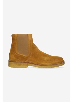 A.P.C. sztyblety zamszowe Boots Theodore męskie kolor brązowy PXBSK.H54252-CARAMEL ze sklepu PRM w kategorii Buty zimowe męskie - zdjęcie 161407716