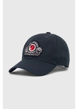 Fjallraven czapka z daszkiem Fjallraven Classic Badge Cap F86979 555 kolor granatowy z aplikacją F86979.555-555 ze sklepu PRM w kategorii Czapki z daszkiem damskie - zdjęcie 161407947