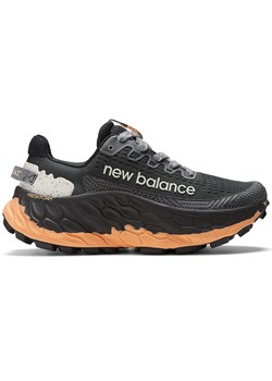 Buty damskie New Balance Fresh Foam X More Trail v3 WTMORCK3 – czarne ze sklepu New Balance Poland w kategorii Buty sportowe damskie - zdjęcie 161439067