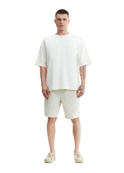 Cropp - Kremowy T-shirt oversize - kremowy ze sklepu Cropp w kategorii T-shirty męskie - zdjęcie 161466979