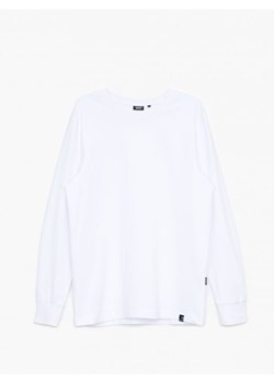 Cropp - Biała męska koszulka longsleeve - biały ze sklepu Cropp w kategorii T-shirty męskie - zdjęcie 161467487