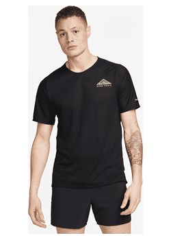 Męska koszulka z krótkim rękawem do biegania Dri-FIT Nike Trail Solar Chase - Czerń ze sklepu Nike poland w kategorii T-shirty męskie - zdjęcie 161520246