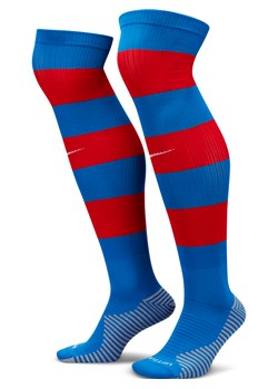 Skarpety piłkarskie do kolan FC Barcelona Strike Away - Niebieski ze sklepu Nike poland w kategorii Skarpetogetry piłkarskie - zdjęcie 161520405