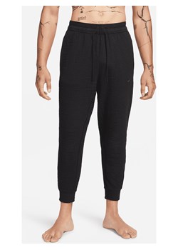 Męski spodnie Dri-FIT Nike Yoga - Czerń ze sklepu Nike poland w kategorii Spodnie męskie - zdjęcie 161521088
