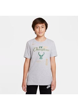 T-shirt dla dużych dzieci Nike NBA Milwaukee Bucks - Szary ze sklepu Nike poland w kategorii T-shirty chłopięce - zdjęcie 161521849