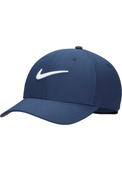 Czapka o wzmocnionej konstrukcji z logo Swoosh Nike Dri-FIT Club - Niebieski ze sklepu Nike poland w kategorii Czapki z daszkiem damskie - zdjęcie 161522749
