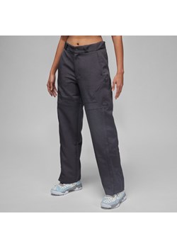 Damskie spodnie z tkaniny z motywem rombu Jordan 23 Engineered - Szary ze sklepu Nike poland w kategorii Spodnie damskie - zdjęcie 161524225