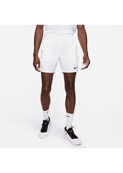 Męskie spodenki tenisowe 18 cm NikeCourt Dri-FIT Victory - Biel ze sklepu Nike poland w kategorii Spodenki męskie - zdjęcie 161525915