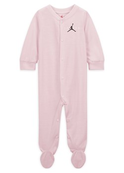 Pajacyk dla niemowląt (3–6 M) Jordan Sustainable Coverall - Różowy ze sklepu Nike poland w kategorii Pajacyki - zdjęcie 161525945