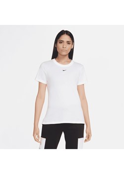 T-shirt damski Nike Sportswear - Biel ze sklepu Nike poland w kategorii Bluzki damskie - zdjęcie 161527095