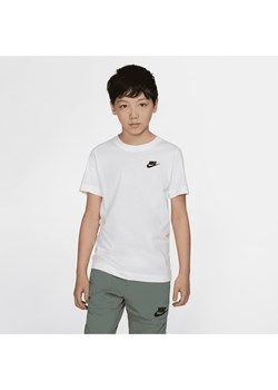 T-shirt dla dużych dzieci Nike Sportswear - Biel ze sklepu Nike poland w kategorii T-shirty chłopięce - zdjęcie 161528207