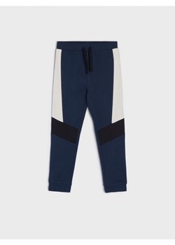 Sinsay - Spodnie dresowe jogger - granatowy ze sklepu Sinsay w kategorii Spodnie chłopięce - zdjęcie 161571489